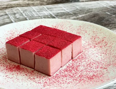 Raspberry Nama with PNG Origins