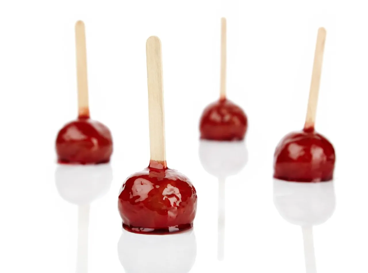 Bonfire Toffee Apple Cakes - Puratos