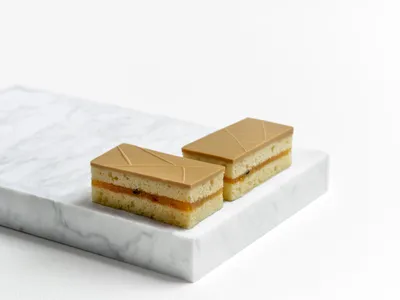 Satin Crème Cake Concentrate Plain